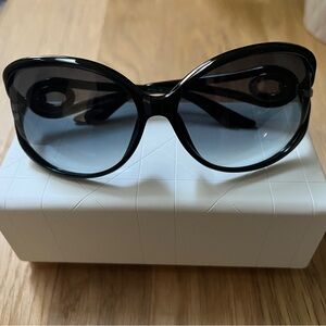 Christian Dior Sunglasses - Black